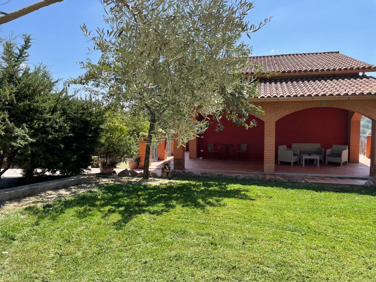 Luxury Villa Arianna Tarano Exterior photo